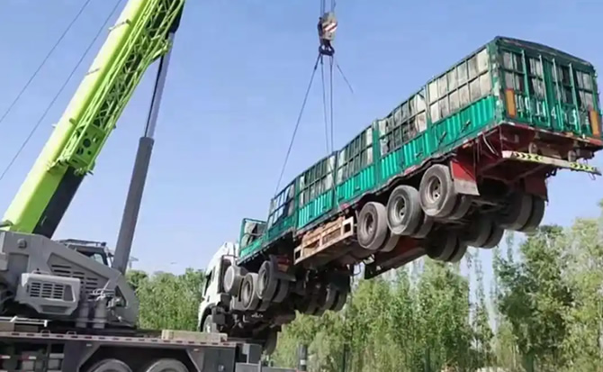 黔东南苗族侗族自治州道路脱困救援案例